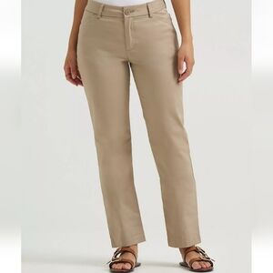 Lee Women's Tan Relaxed Fit Straight Leg Mid Rise Ankle Pants Size 10P